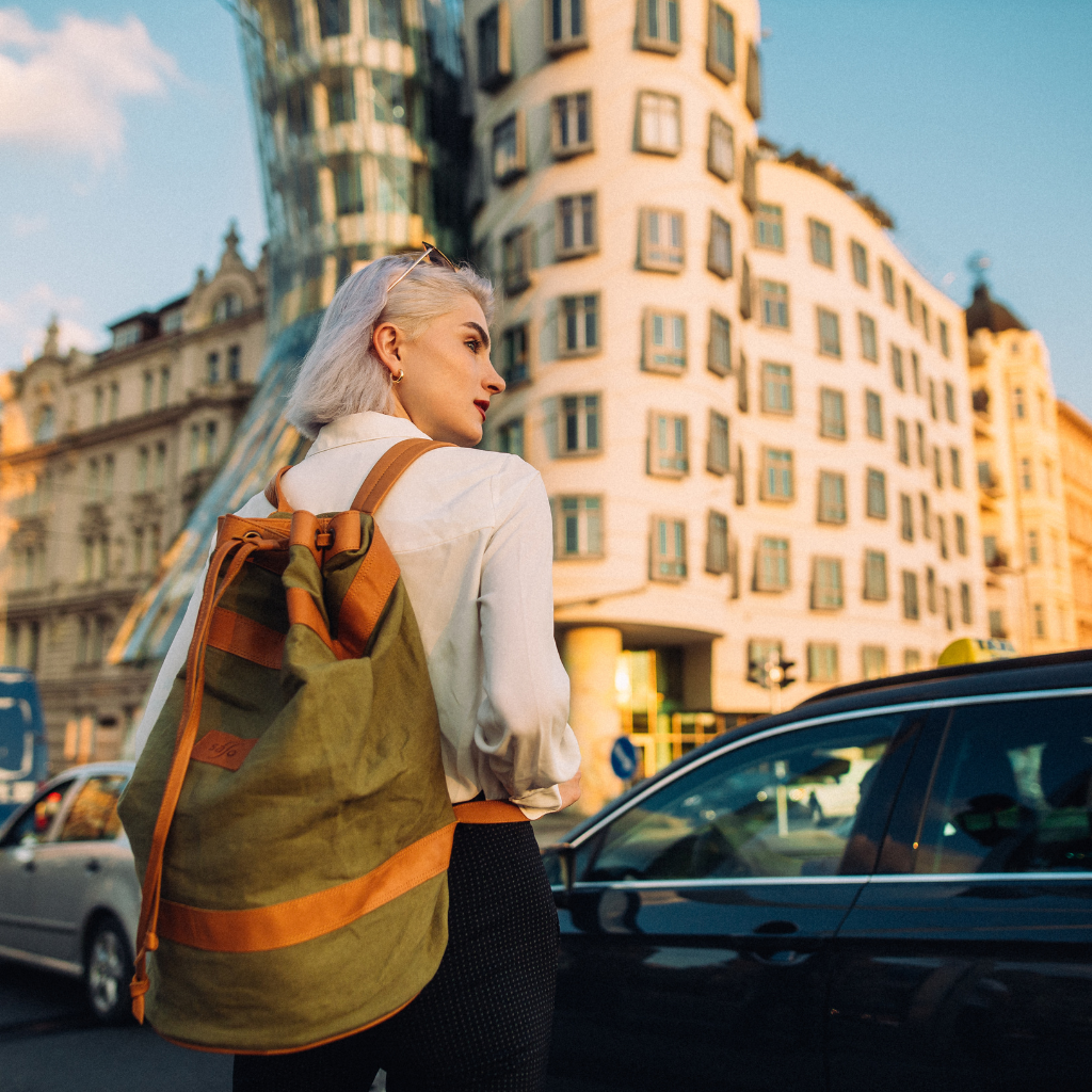 RAKEŠ cestovný vak